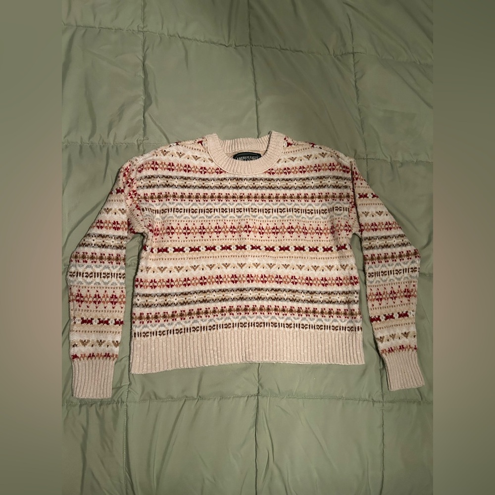 American Eagle Outfitters Cream and Red Crewneck Sweater